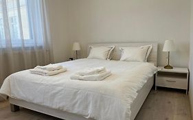 Elegant Escape Apartment I - City Centre